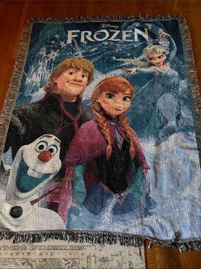 Disney Frozen Character Woven Throw Blanket - Blue, Pink, White